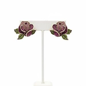 ✨2 for $30✨ Fairycore Rose Pavé Earrings (Gold Tone)